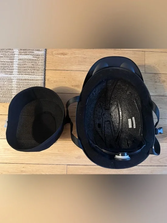 Equestrian Riding Helmet - Adjustable Size Medium - Picture 2 of 5